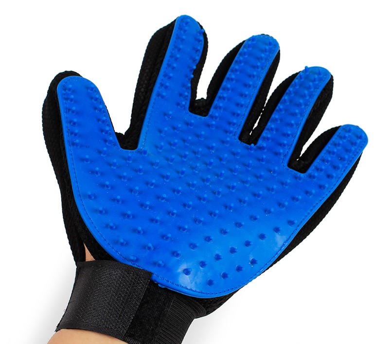 Petbroo Massage Glove