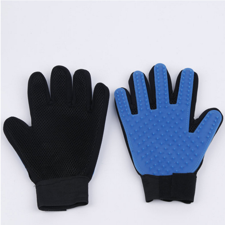 Petbroo Massage Glove